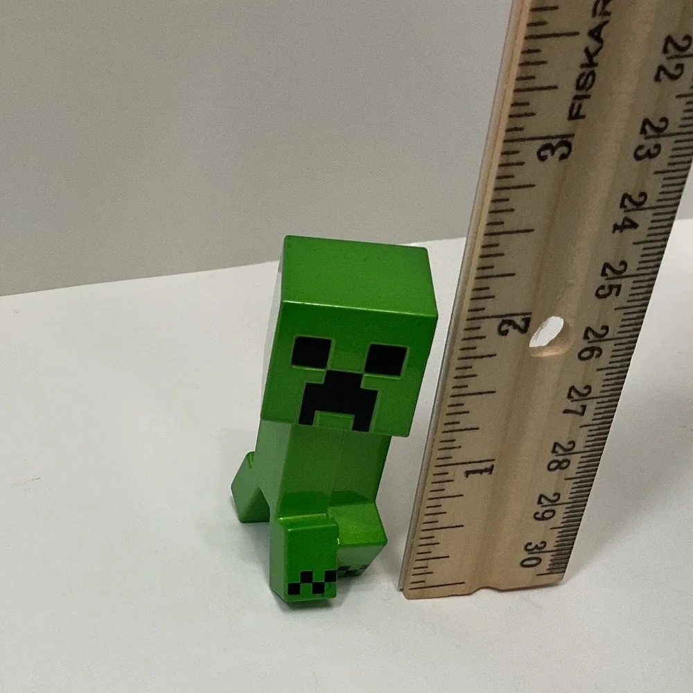 Jada Toys Minecraft Creeper Die-Cast Metal‎ Mini Figure Green No. 34340 1.75